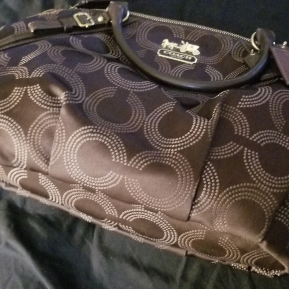 Handbag - Picture 2 of 5